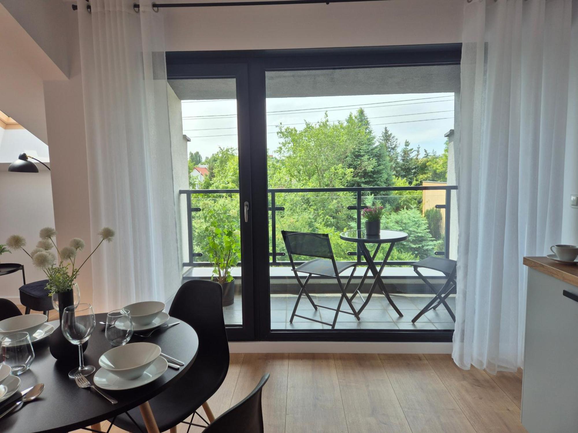 Willa Raclawicka Apartments Познань Экстерьер фото